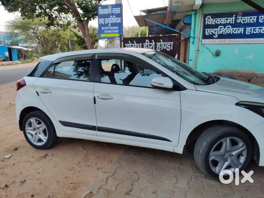 Hyundai I20 2017 Petrol 97000 Km Drive
