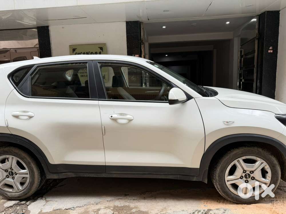 Kia Sonet Petrol 2021
