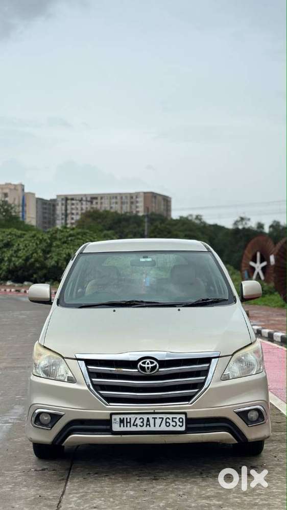 Toyota Innova 2.5 G (diesel) 8 Seater, 2016, Diesel