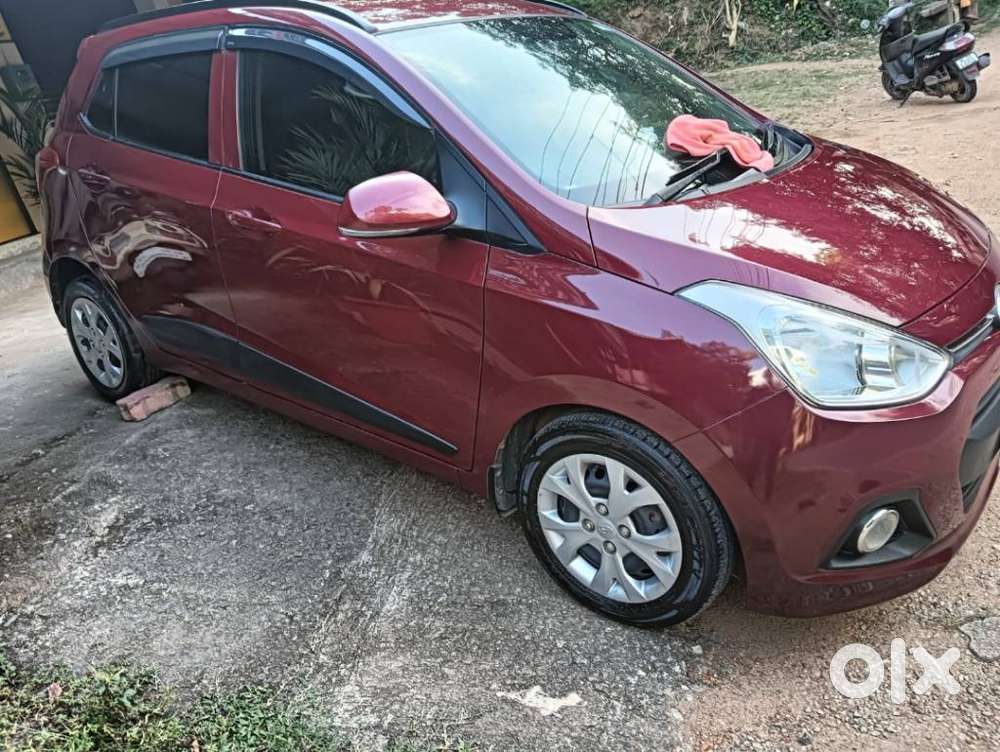 Hyundai Grand I10 Sportz, 2016, Petrol