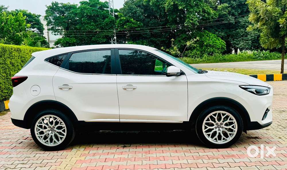 Mg Petrol Manual 2024