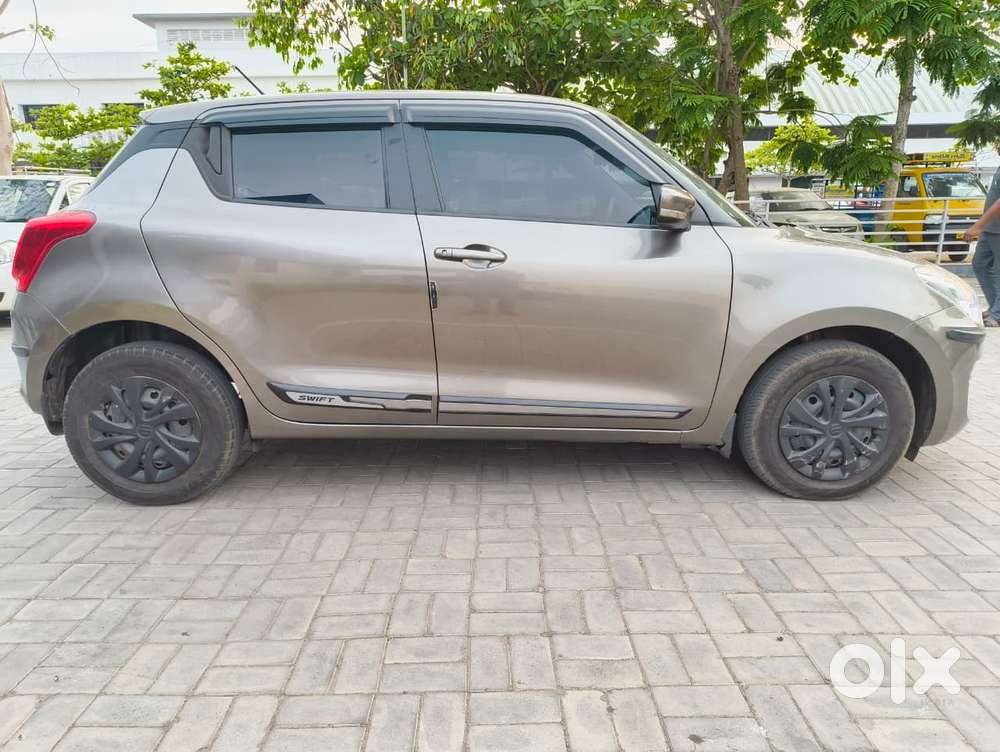 Maruti Suzuki Swift Amt Vxi, 2023, Petrol
