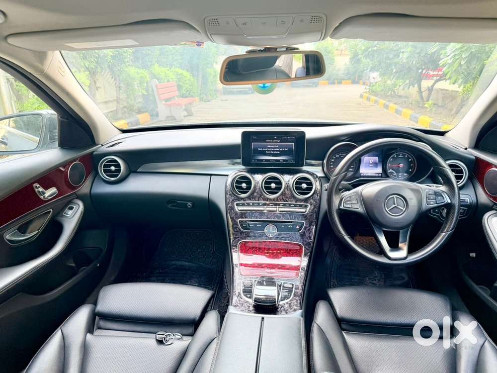 Mercedes-benz C-class 2015 Petrol Brand New Condition