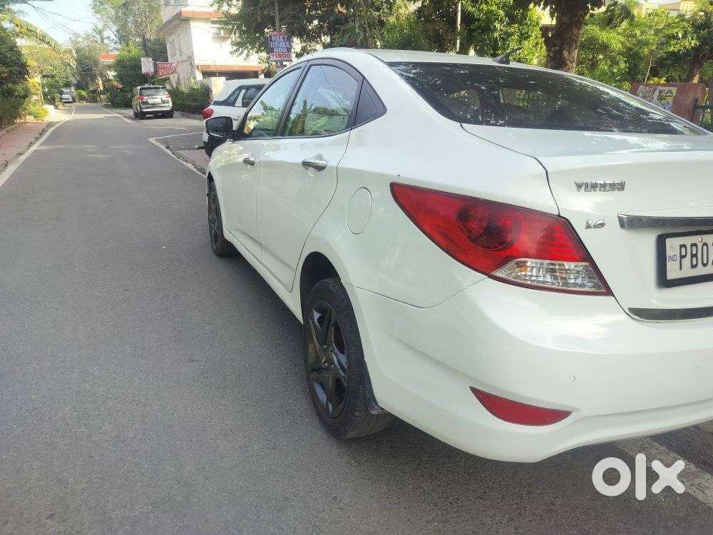 Hyundai Verna, 2012, Diesel