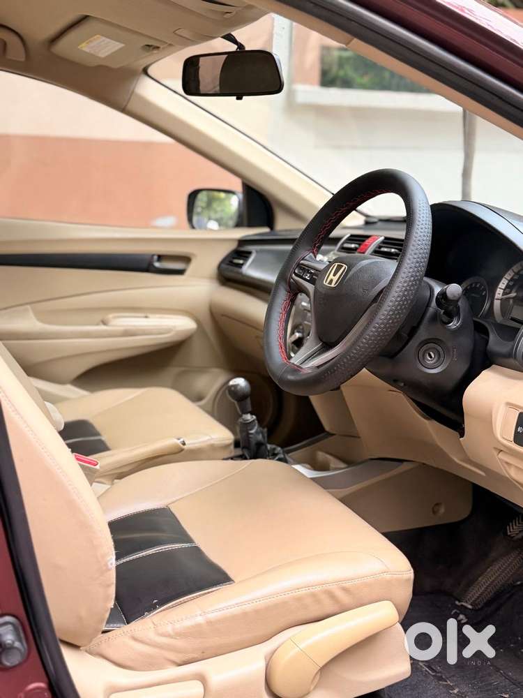 Honda City 1.5 V MT Exclusive, 2012, Petrol