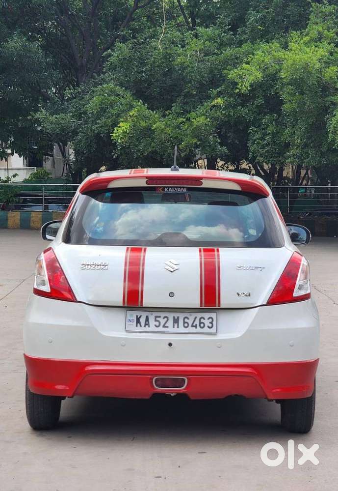 Maruti Suzuki Swift Vxi + Manual, 2016, Petrol
