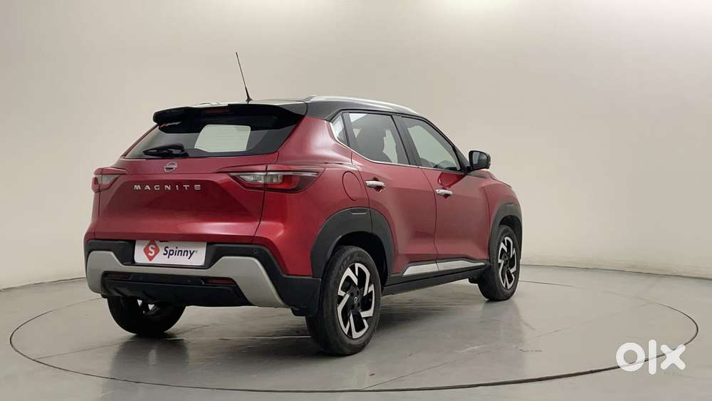 Nissan Magnite 1.0 Xv Premium, 2021, Petrol