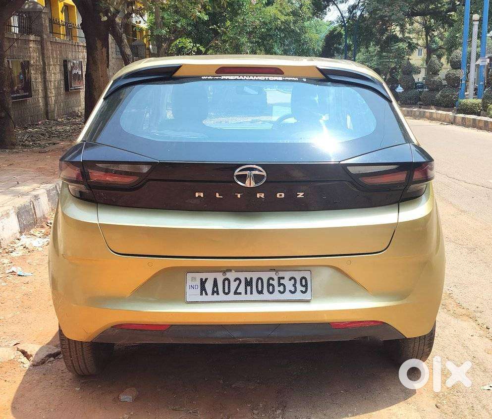 Tata Altroz 1.2 Xe, 2020, Petrol