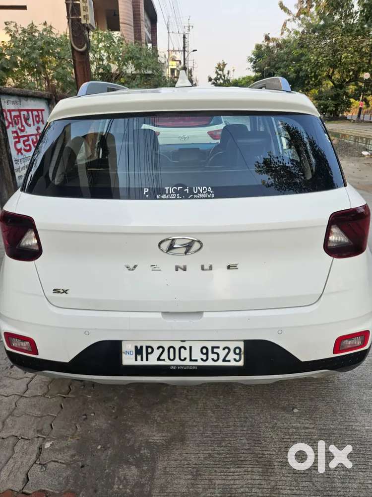 Hyundai Venue Diesel Manual 2021