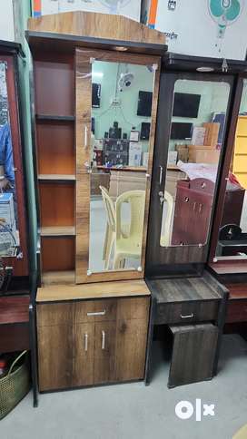 Olx second store hand dressing table