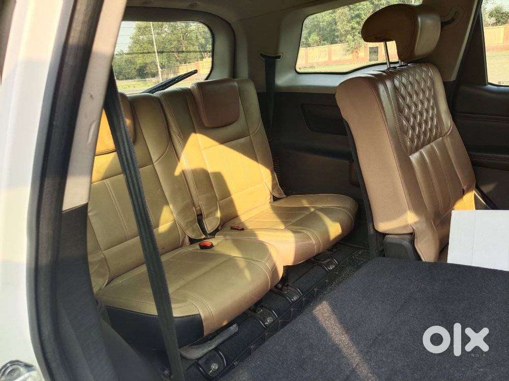 Mahindra Xuv500 W11 Option, 2020, Diesel