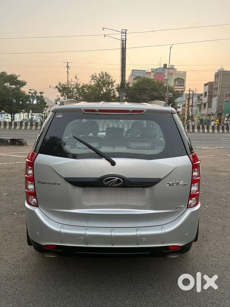 Mahindra Xuv500 W6 2wd, 2016, Petrol