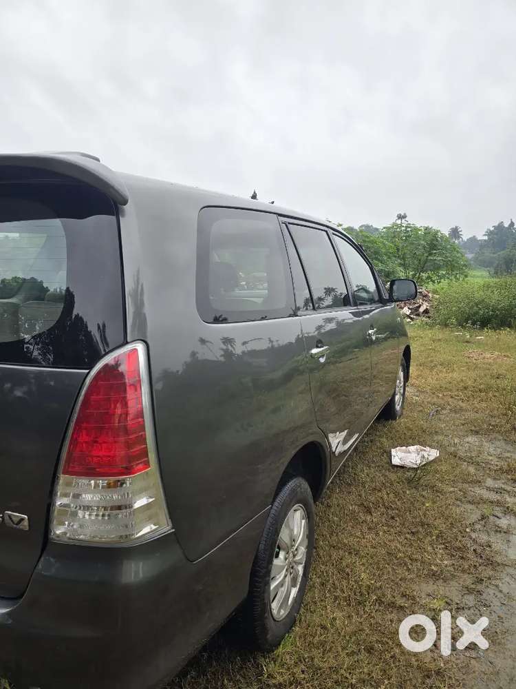 Toyota Innova Diesel 2011 Car