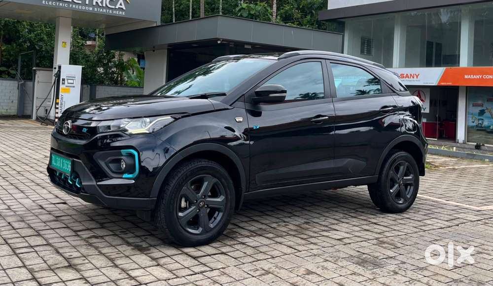 Tata Nexon 1.2 Revotron Xz Plus Premium Dark Edition, 2022, Electric