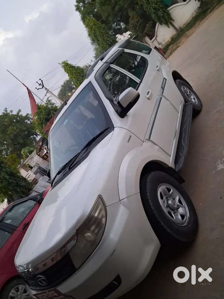 Tata Safari 2017 Diesel 100000 Km Driven