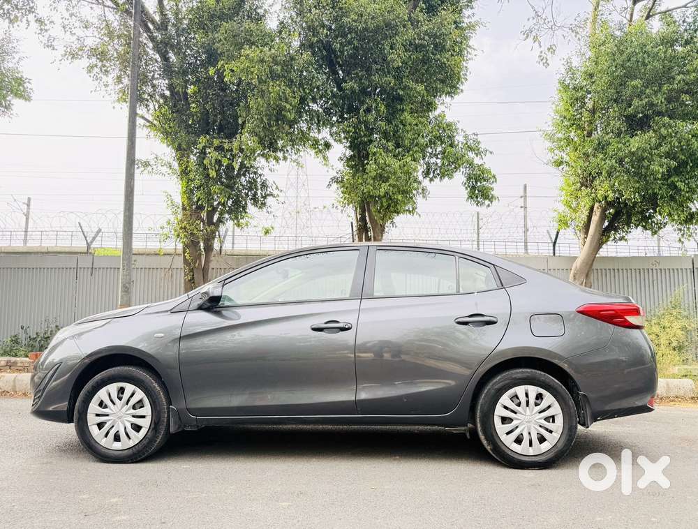 Toyota Yaris J Optional Cvt, 2019, Cng & Hybrids