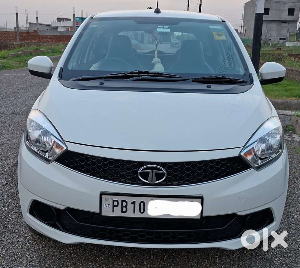 Tata Tiago 1.2 Revotron Xta, 2018, Petrol