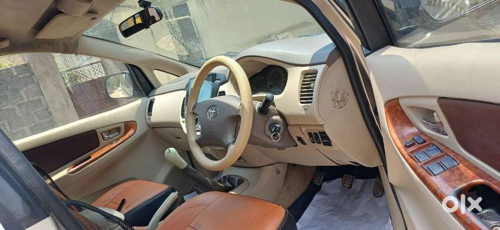 Toyota Innova 2.5 V 7 Str, 2008, Diesel
