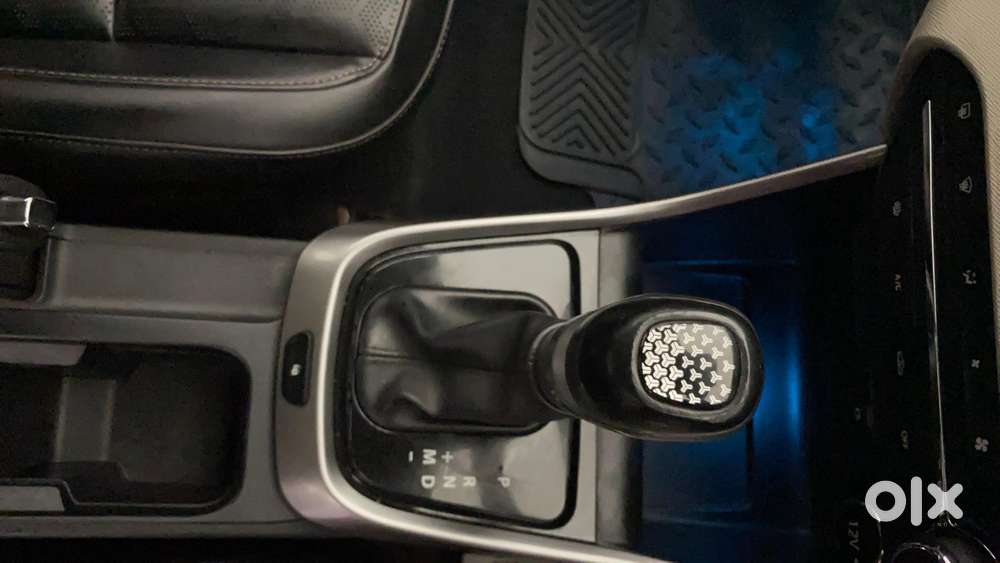Tata Altroz 1.2 Xza Plus, 2022, Petrol