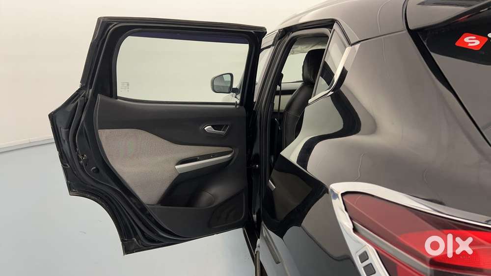 Nissan Magnite 1.0 Xv, 2023, Petrol