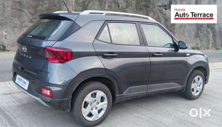Hyundai Venue 1.2 S Plus, 2020, Petrol