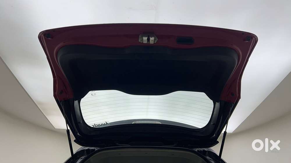 Maruti Suzuki Vitara Brezza 1.5 Zxi Plus Dual Tone, 2022, Petrol