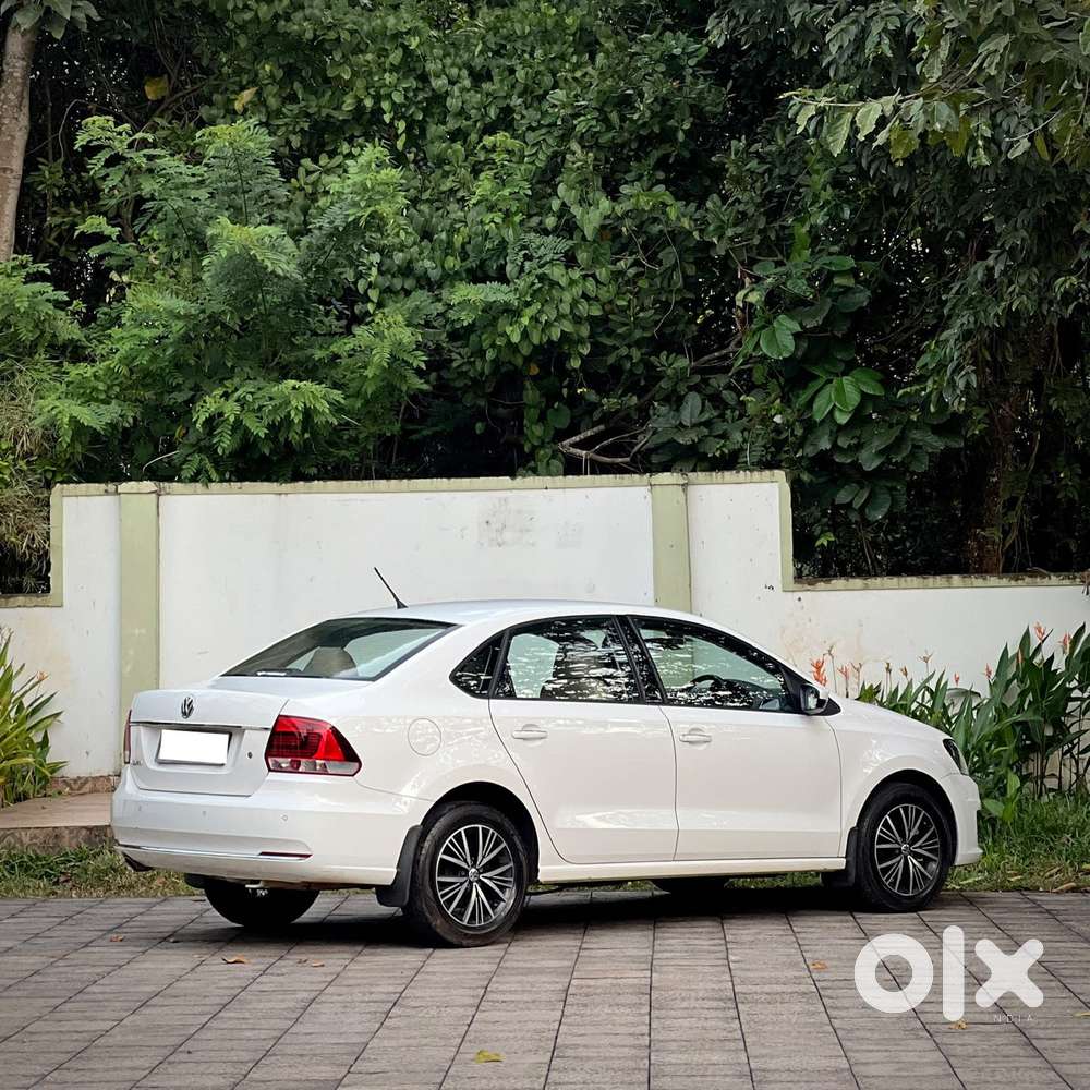 Volkswagen Vento 1.6 Highline, 2019, Petrol