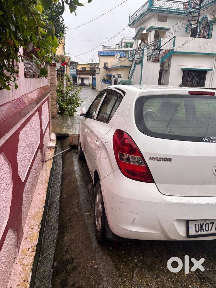 Selling I20 Sports Valid May 2031.