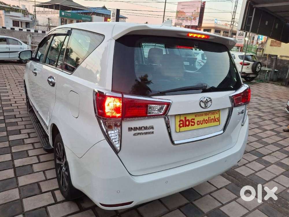 Toyota Innova Crysta [2020-ongoing] 2.4 Zx At 7 Str, 2021, Diesel