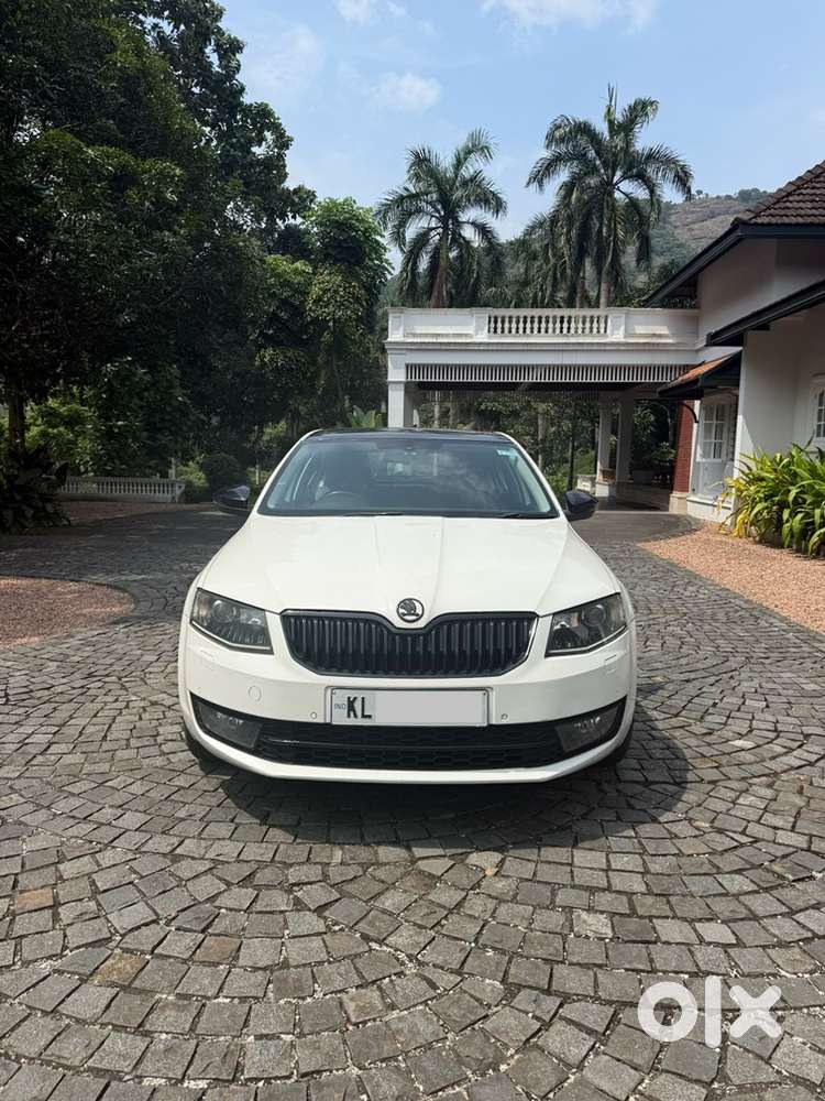 Skoda Octavia Diesel 2015 Km Driven 100000