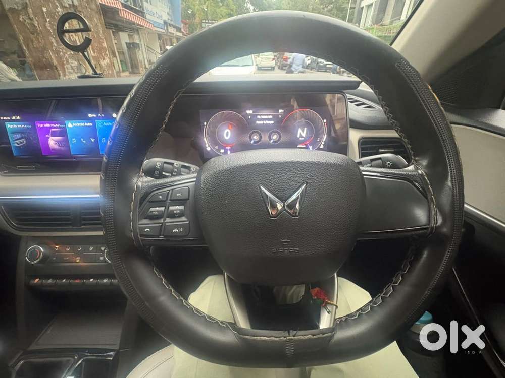 Mahindra Xuv700 2.2 Ax 5 Diesel Mt Str, 2023, Diesel
