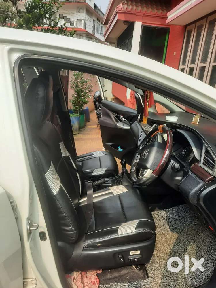 Toyota Innova Crysta 2.4 2019