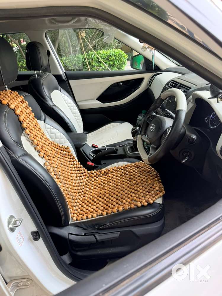 Hyundai Creta Petrol Manual 2021- Aug Base Model