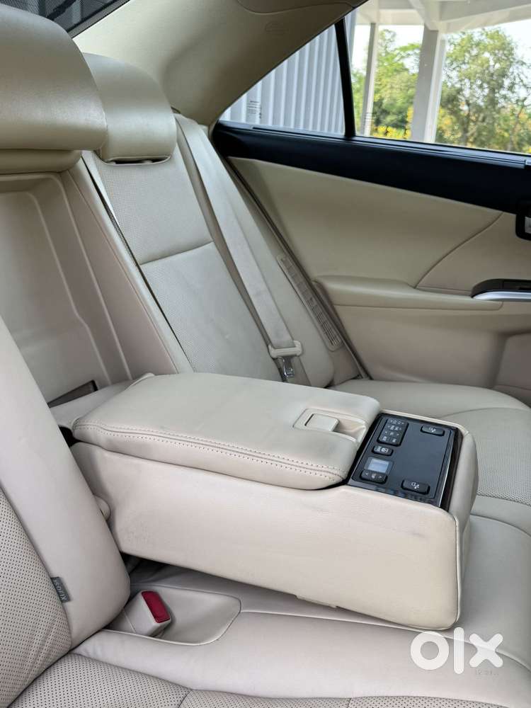 Toyota Camry Hybrid, 2017, Petrol