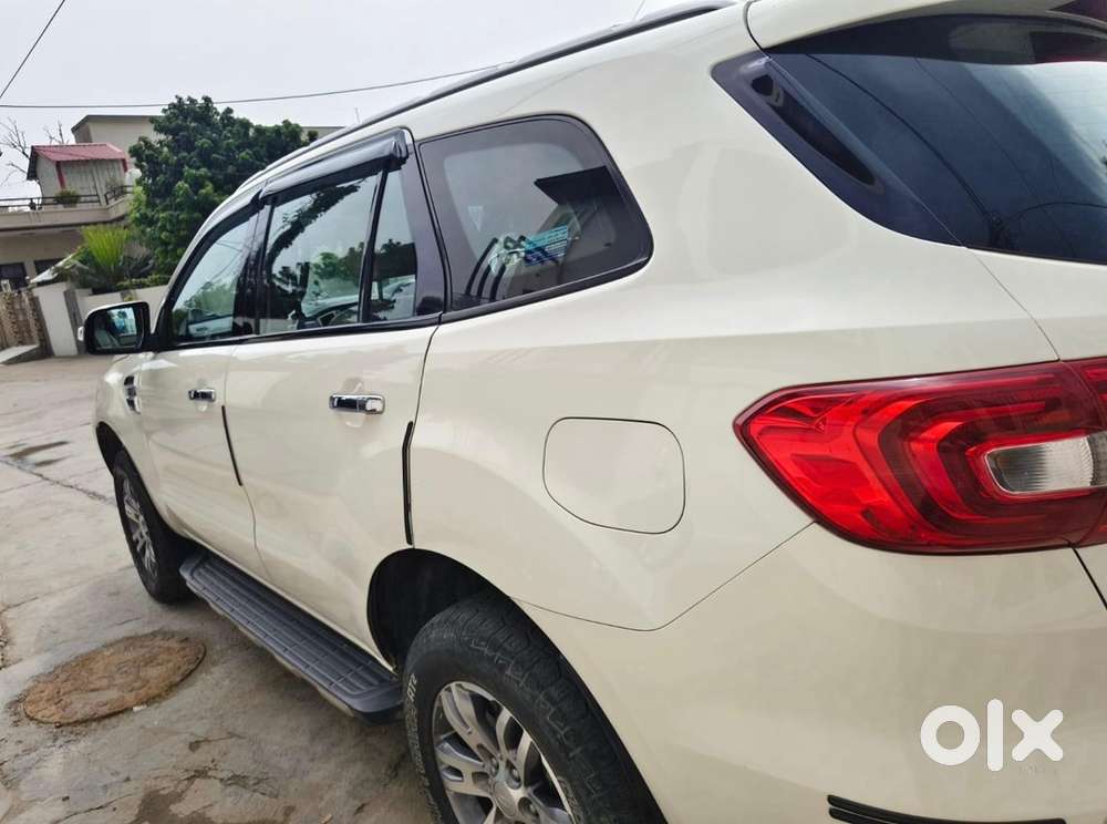 Ford Endeavour Diesel 2017