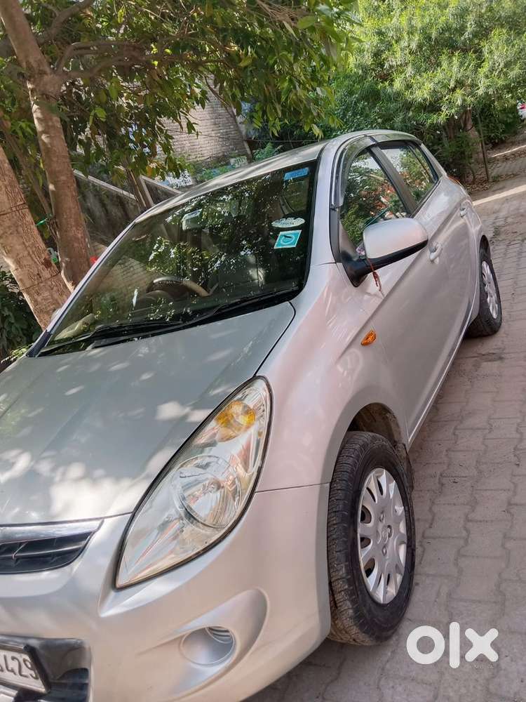 Hyundai I20 Petrol 2010 Car