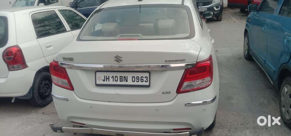 Maruti Suzuki Dzire 1.2 Zxi, 2018, Petrol