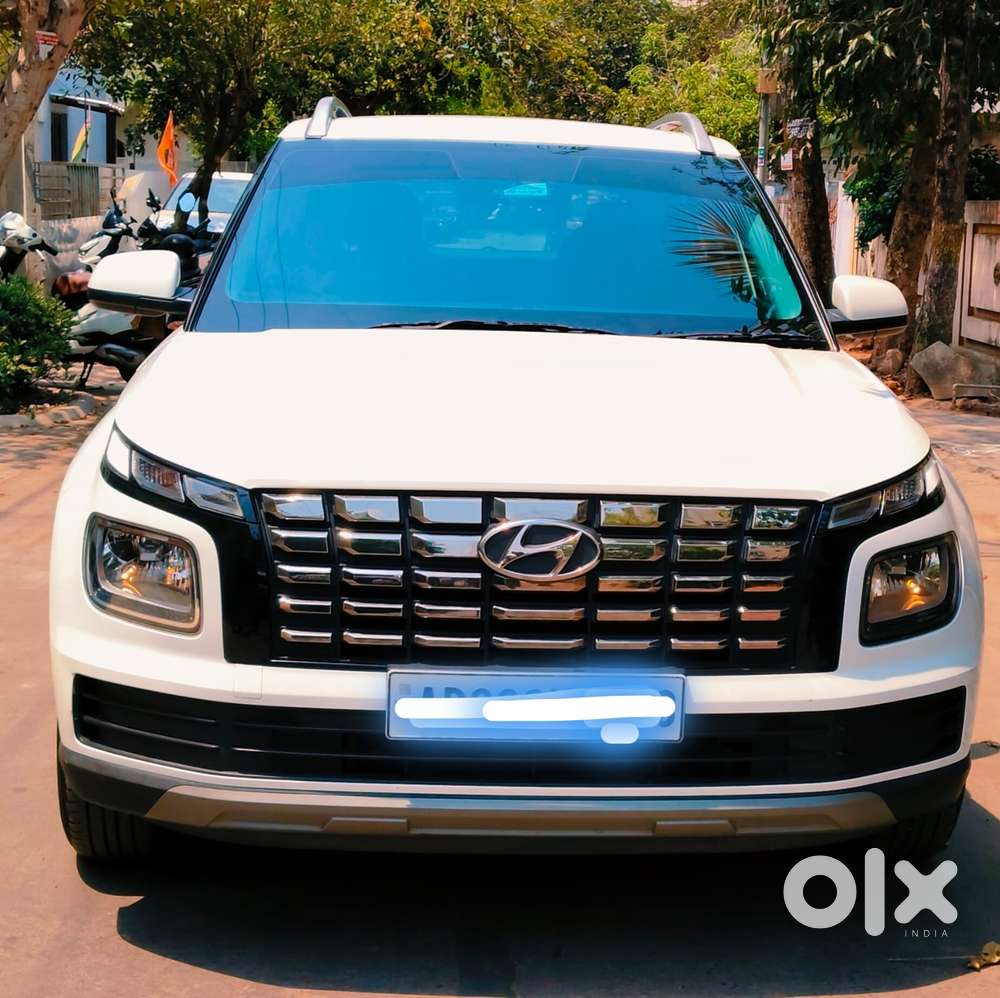 Hyundai Venue, 2022, Petrol