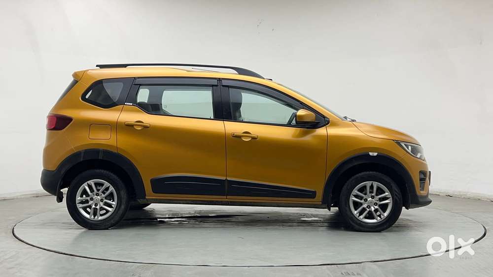 Renault Triber Rxt, 2020, Petrol
