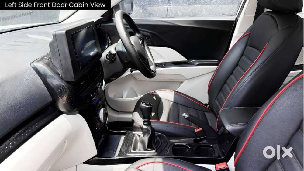 Mahindra Xuv 3xo Mx1 Pm Mt, 2024, Petrol