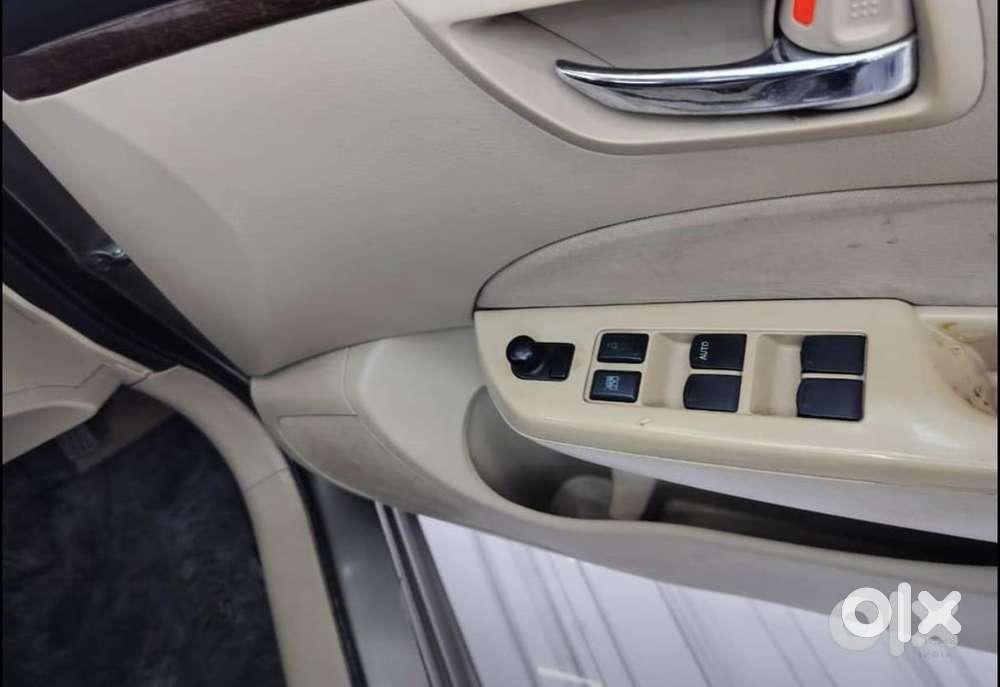 Maruti Suzuki Swift Dzire Vdi, 2015, Diesel