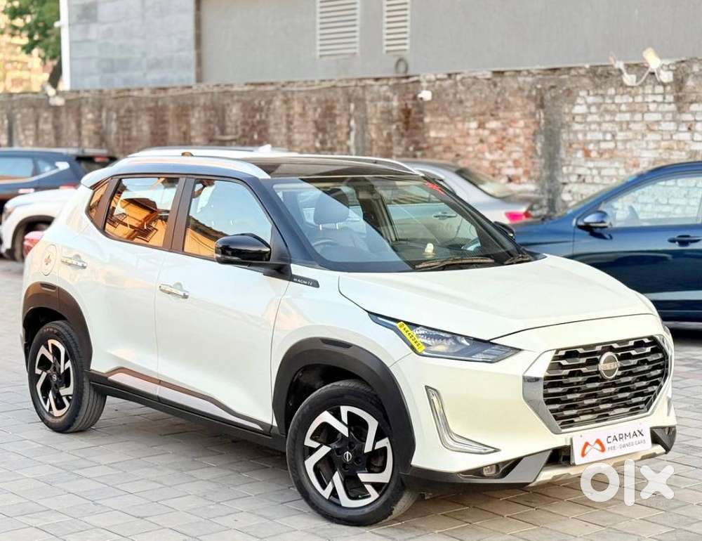 Nissan Magnite 1.0 Xv Premium Turbo Cvt, 2022, Petrol