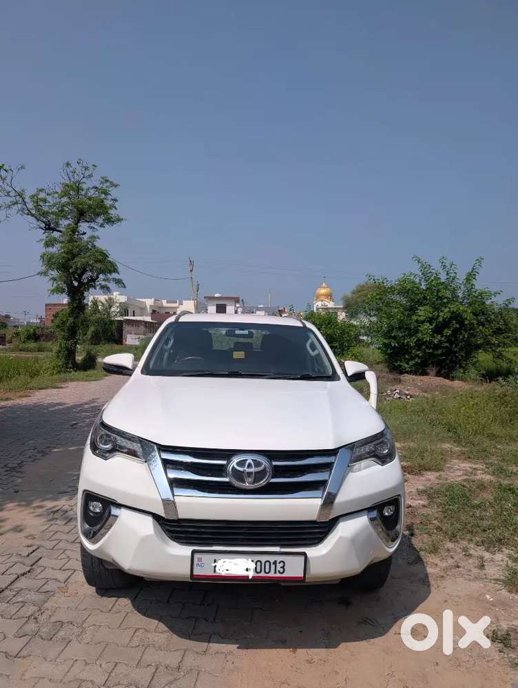 Toyota Fortuner Diesel 2018 With 117000 Km , Paid No