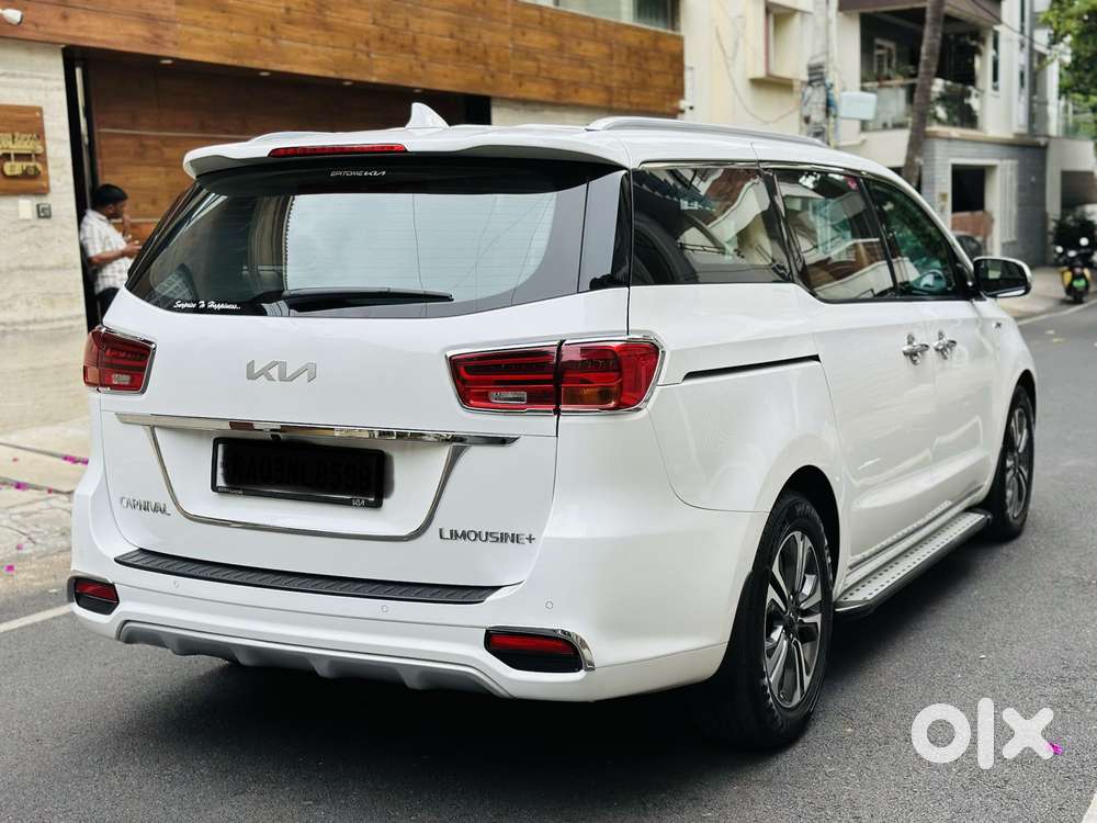 Kia Carnival Limousine Plus 7 Str, 2022, Diesel