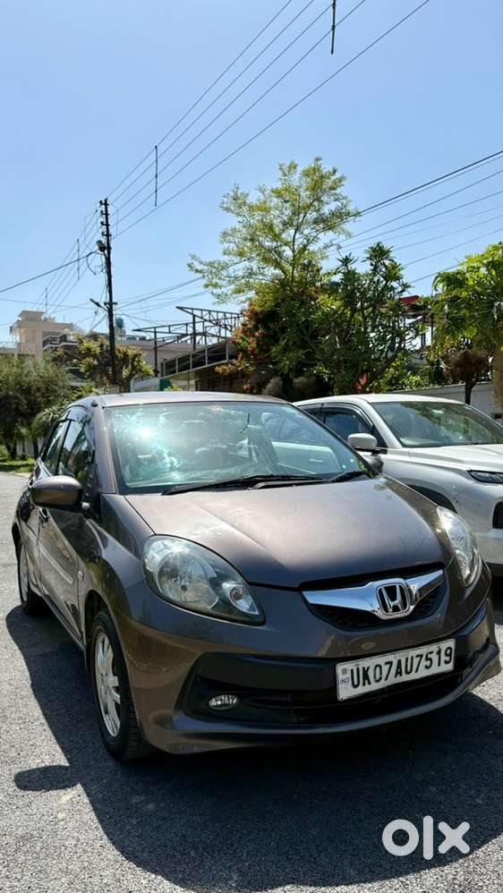 Honda Brio 1.2 V Mt Model 2013