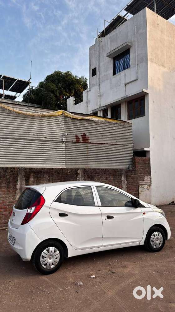 Hyundai Eon Era +, 2017, Petrol