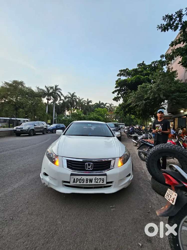 Honda Accord 2009 Petrol 137000 Km Driven