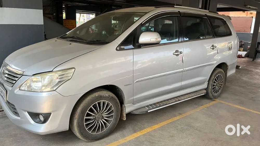 Toyota Innova 2013 Diesel Well Maintained Looks Like A New Car