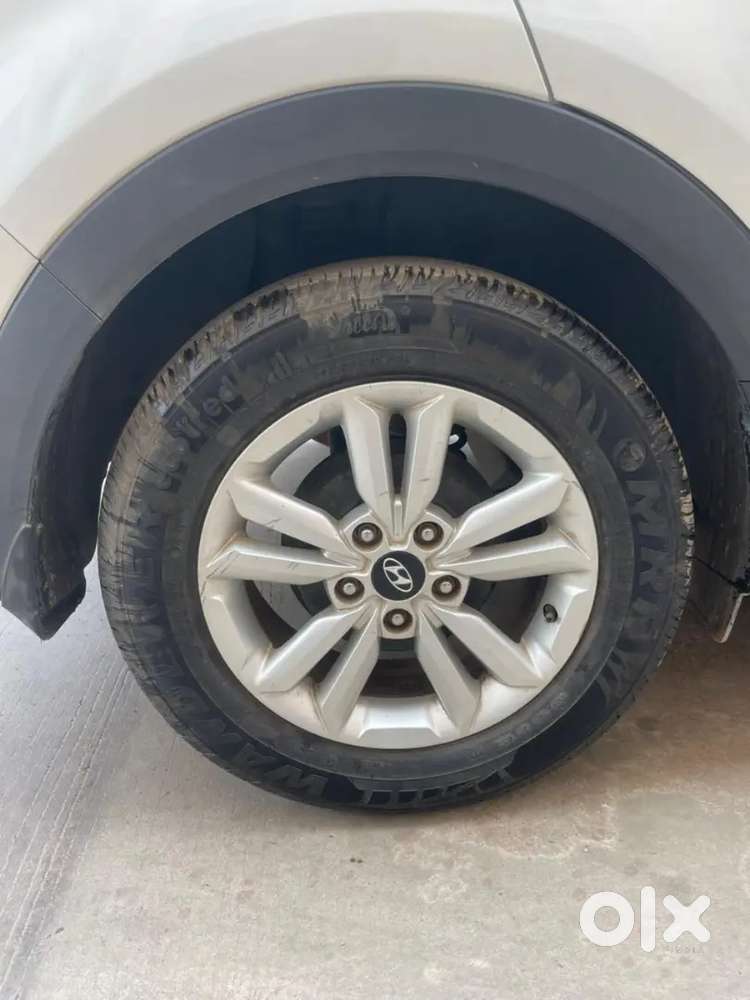 4 Brand New Tyre New Condition With Service In Showroom