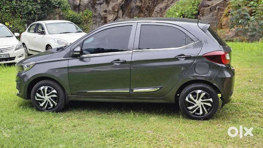 Tata Tiago 1.2 Revotron Xt, 2020, Petrol
